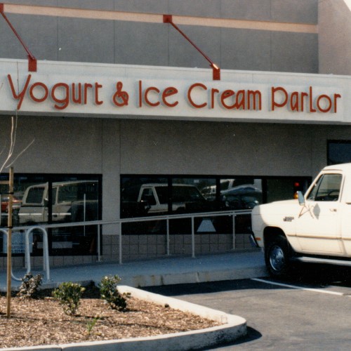 Yogurt-Logo